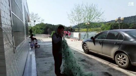 哆啦爱梦梦发布了一个斗鱼视频2019-03-25