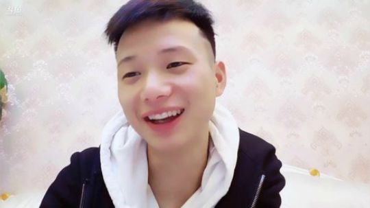 大家晚上好 244548 2019-03-26 00点场