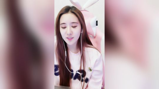 巨人13725发布了一个斗鱼视频2019-03-26