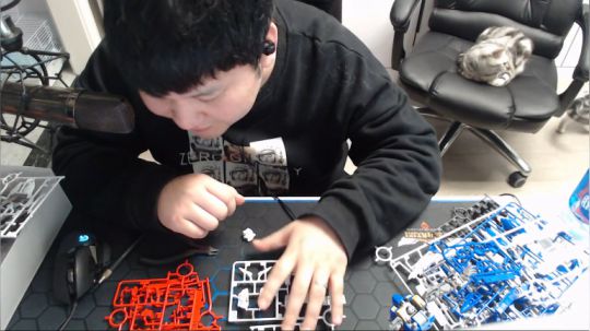 嘉啊123发布了一个斗鱼视频2019-03-26