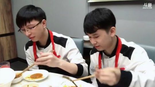 王多多：夜话，本期嘉宾SDG中野选手 2019-03-25 22点场