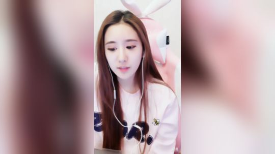 巨人13725发布了一个斗鱼视频2019-03-26