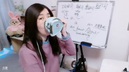 娜娜：地道英语～基础冠词～易错词～ 2019-03-28 09点场