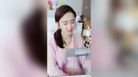 登月团丶离去发布了一个斗鱼视频2019-03-29