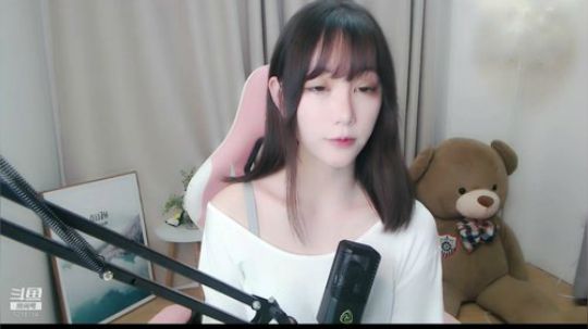 爱喝百事可乐D周星星发布了一个斗鱼视频2019-03-30