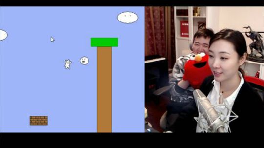 我在斗鱼看女流66直播主机游戏