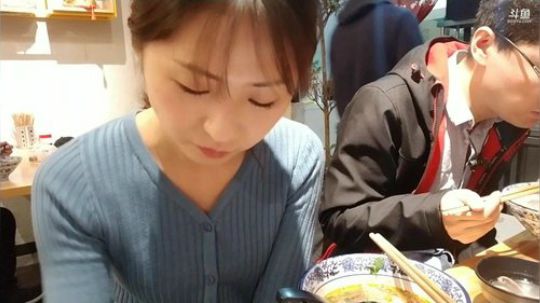 瓷器店的日常工作，周六白天播久点～ 2019-03-30 17点场
