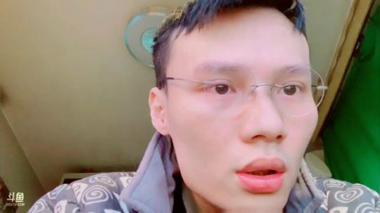 断网了，在等电信的人来修 2019-03-31 12点场