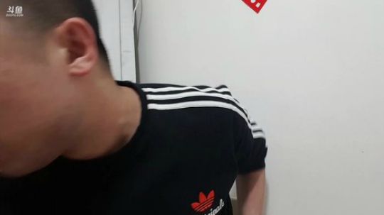 Tiramisu我喜欢发布了一个斗鱼视频2019-03-31