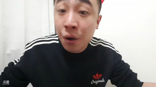 闹闹可遇不可求发布了一个斗鱼视频2019-03-31