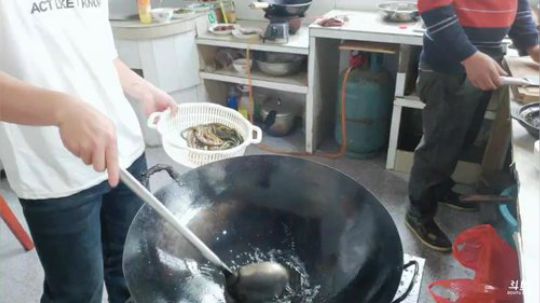 每天记得清空背包哦。 2019-04-01 16点场