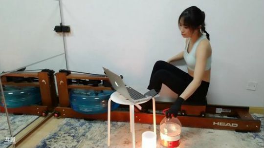 惜雨天天发布了一个斗鱼视频2019-04-02