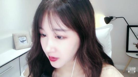 hagetaka发布了一个斗鱼视频2019-04-02