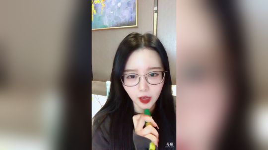 伤心hh发布了一个斗鱼视频2019-04-03