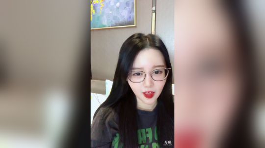 伤心hh发布了一个斗鱼视频2019-04-03