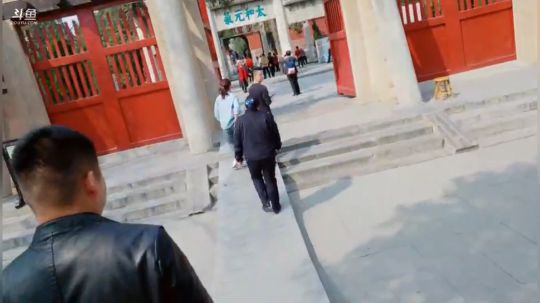 龙马精神之神笔马龙发布了一个斗鱼视频2019-04-03