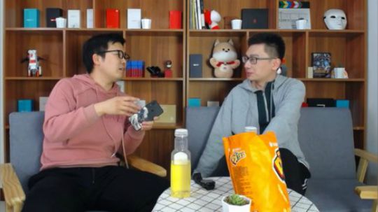 【嗑了个技】千元机到底是不是老人机 2019-04-04 15点场