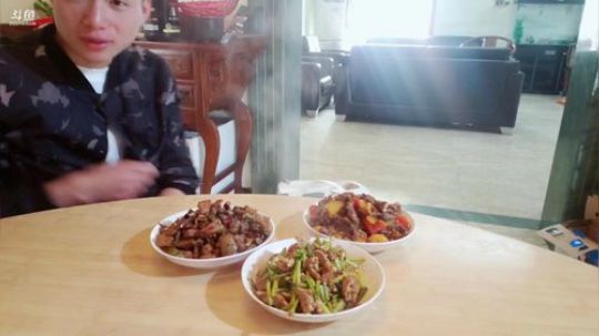 11:30开播，爱你们呦！ 2019-04-04 13点场