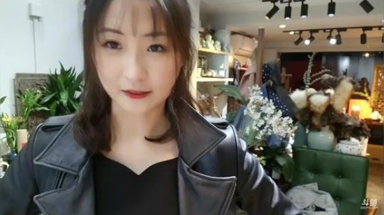 惜雨天天发布了一个斗鱼视频2019-04-03