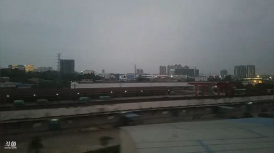 哆啦爱梦梦发布了一个斗鱼视频2019-04-05