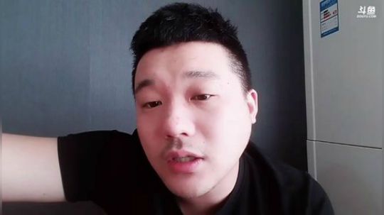 闹闹可遇不可求发布了一个斗鱼视频2019-04-05