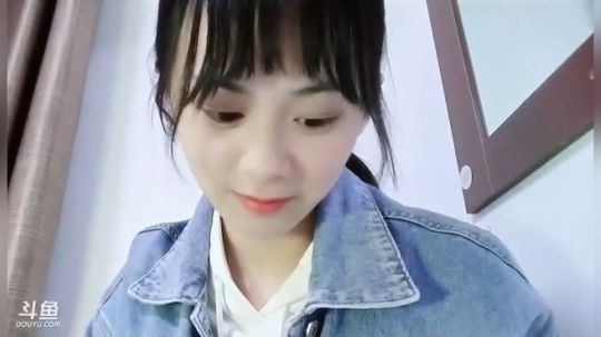 户外遛狗王飞哥发布了一个斗鱼视频2019-04-05