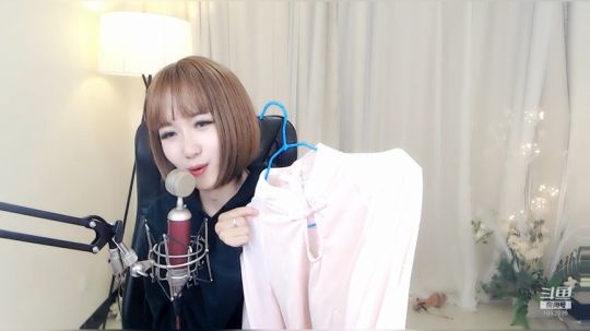 又又漫展顺便比个赛 2019-04-05 00点场