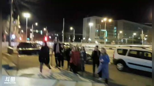 晚上夜场走一走 2019-04-03 22点场