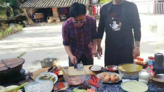 脚没瘸上山做饭(≧ω≦)/ 2019-04-06 16点场