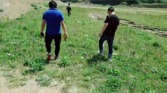 讲个笑话大哥二哥生存 2019-04-07 13点场