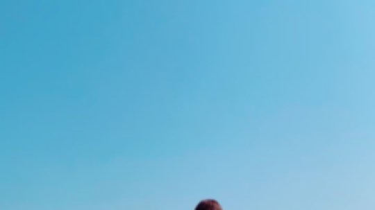 烟花散尽，你还会等我吗