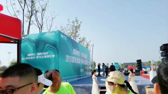 肖淑洁生命中的光和盐发布了一个斗鱼视频2019-04-07