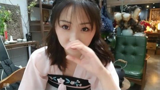 惜雨天天发布了一个斗鱼视频2019-04-08