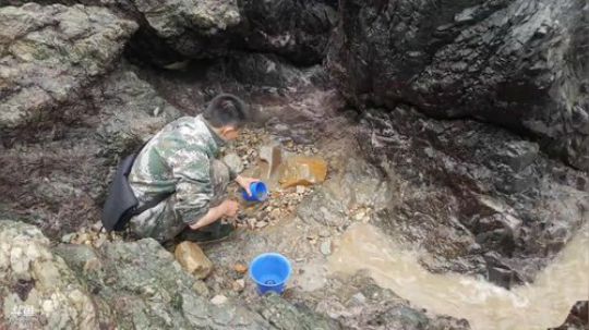 哆啦爱梦梦发布了一个斗鱼视频2019-04-09