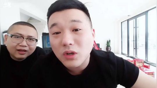 闹闹可遇不可求发布了一个斗鱼视频2019-04-11