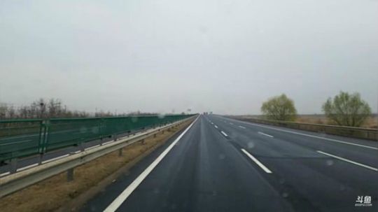 HHHISHHH发布了一个斗鱼视频2019-04-11