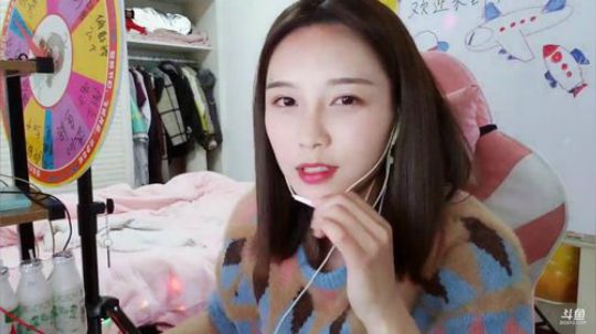 我本善良72发布了一个斗鱼视频2019-04-12