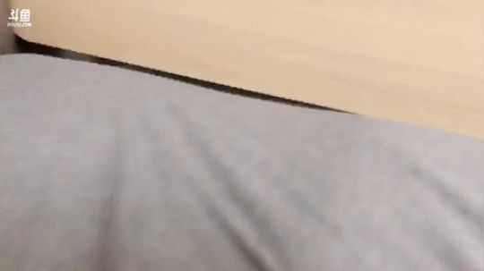 我在斗鱼看刘灶灶直播户外
