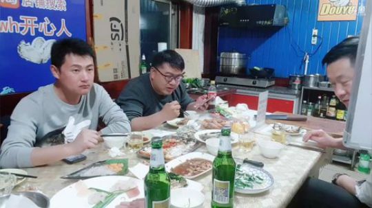 龙马精神丶老狼哥发布了一个斗鱼视频2019-04-13