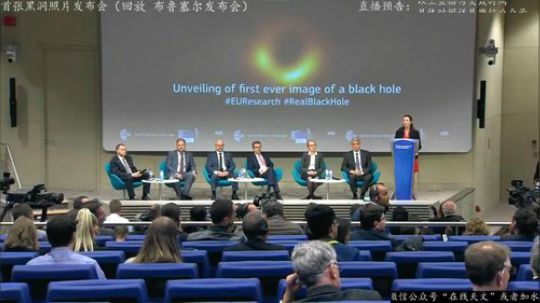 户外遛狗王飞哥发布了一个斗鱼视频2019-04-13