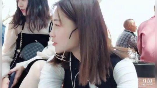 肖淑洁生命中的光和盐发布了一个斗鱼视频2019-04-13
