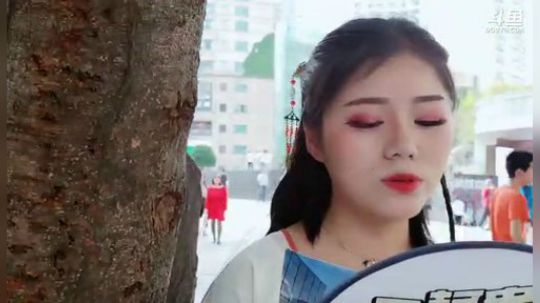 烙铁扎心了发布了一个斗鱼视频2019-04-13