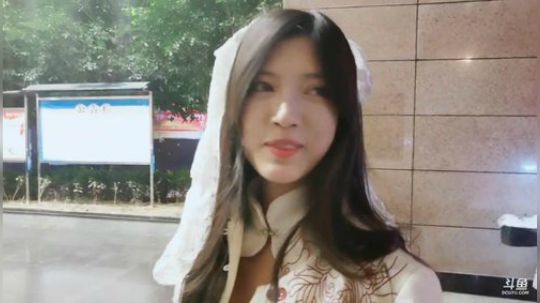 聆界之人发布了一个斗鱼视频2019-04-13