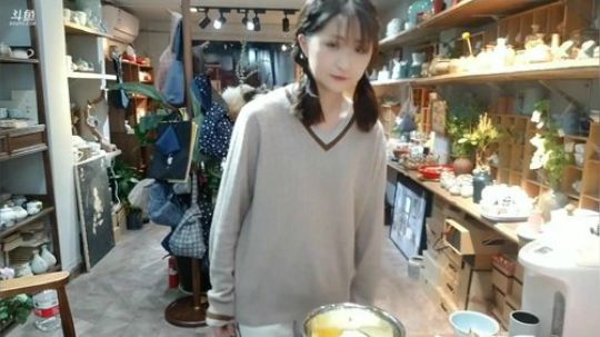 惜雨天天发布了一个斗鱼视频2019-04-13