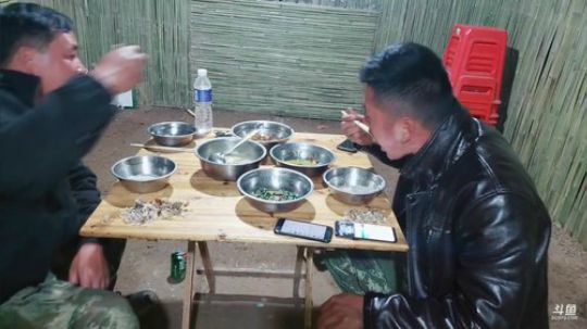 摸鱼比赛搞起 2019-04-12 18点场