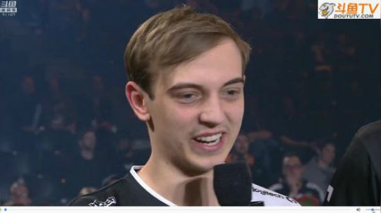 liyunanhj发布了一个斗鱼视频2019-04-15