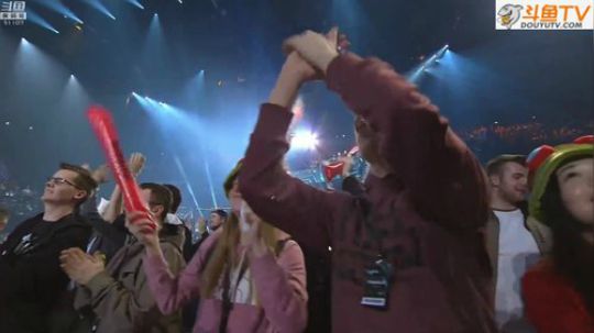 liyunanhj发布了一个斗鱼视频2019-04-15