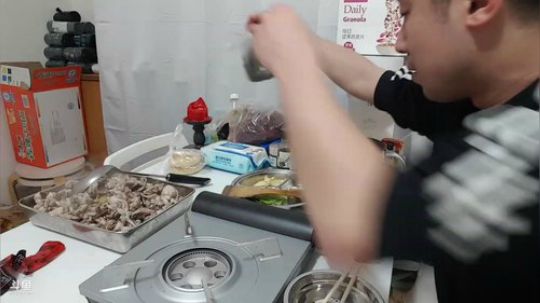嘻嘻