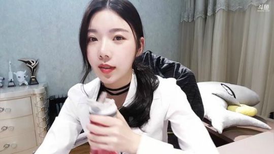 聆界之人发布了一个斗鱼视频2019-04-17