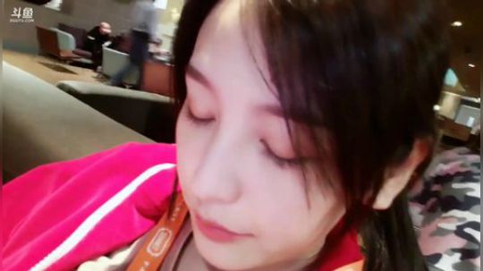 叶知秋:吃个饭 2019-04-18 03点场